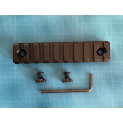 Rail picatinny: M-LOK 9 emplacements, aluminium