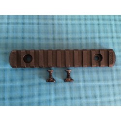 Rail picatinny: M-LOK 11 en polymère