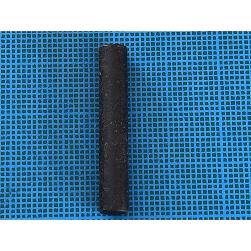 Diana 35: Gros rivet de longueur 3.2cm