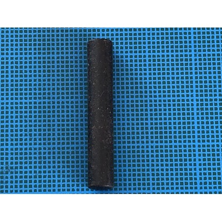 Diana 35: Gros rivet de longueur 3.2cm