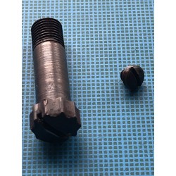 Diana 25: Grosse et petite vis de fixation entre le tube principal et le canon