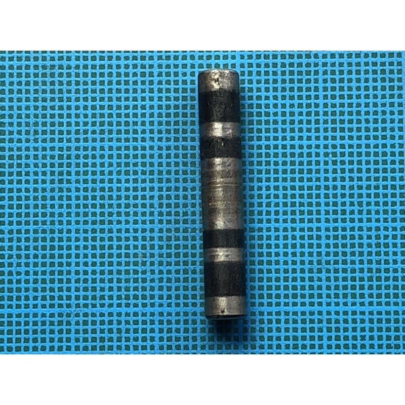 Diana 25: rivet de fixation de la détente dans le tube