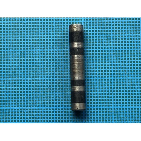 Diana 25: rivet de fixation de la détente dans le tube