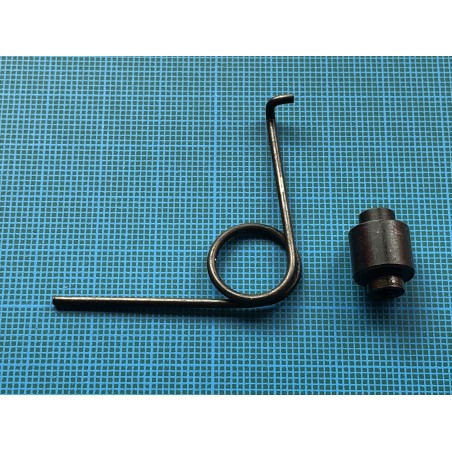 Beeman P17: gros ressort central de la détente. CS914