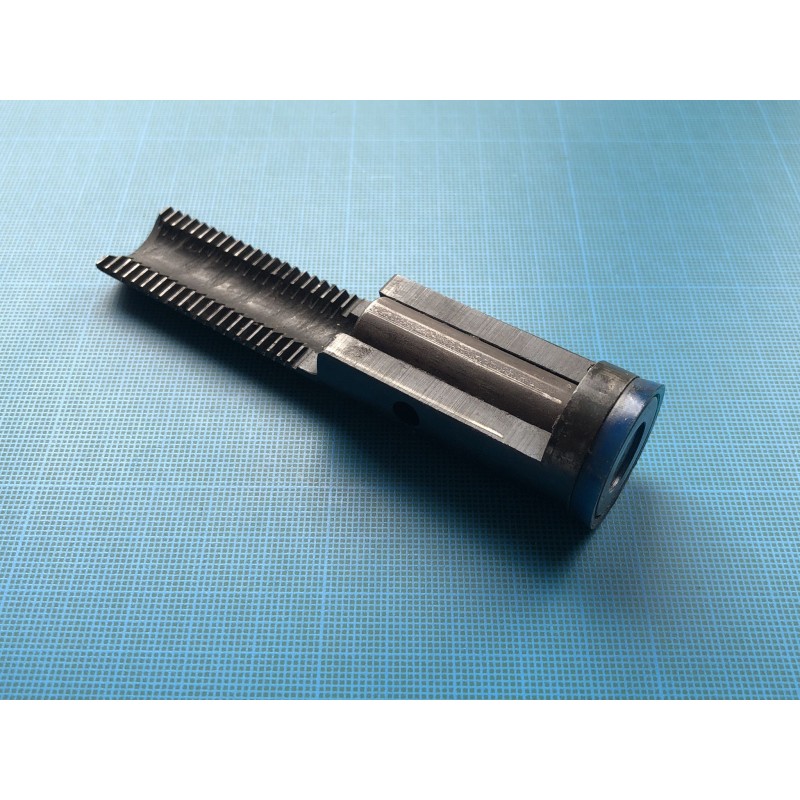 Diana 6: tête du piston