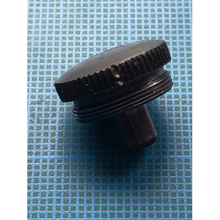 Diana 6: cache engrenage de piston