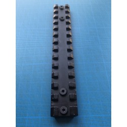 Double Bell VSR-10, VSR10 jeux olympiques: rail picatinny supérieur en métal