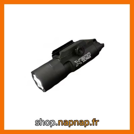 Lampe tactique: type X300 Ultra pour airsoft, compatible avec rails picatinny standard de 20mm