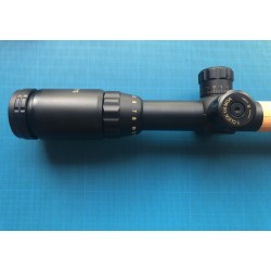 Lunette de tir riflescope 4-16x44 à réticule lumineux
