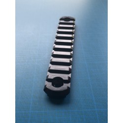 Rail picatinny: M-LOK 11, aluminium à bords arrondis